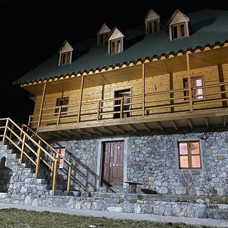 Hotel Bujtina Vellezerit Grrela Theth Exteriér fotografie